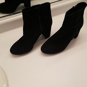 Nine west black booties